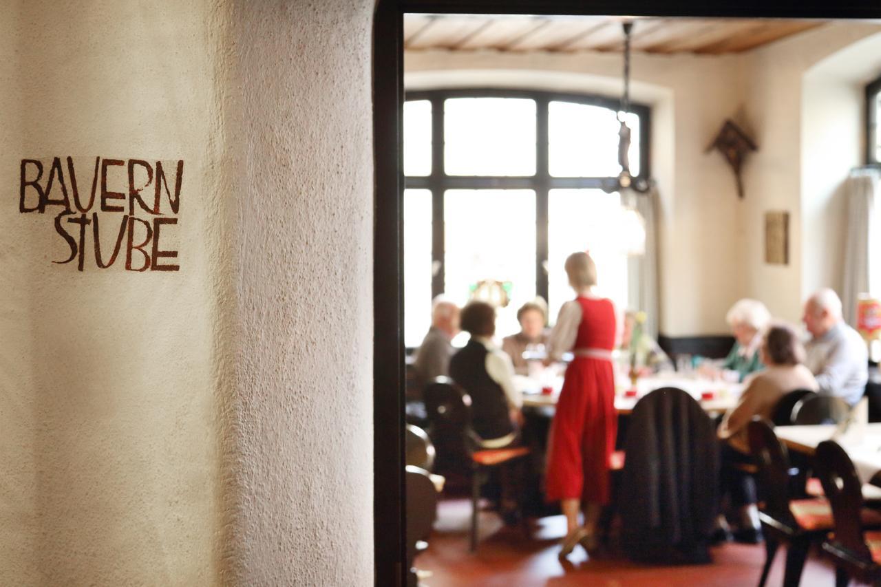 Brauereigasthof-Hotel Roter Ochsen Ellwangen Bagian luar foto